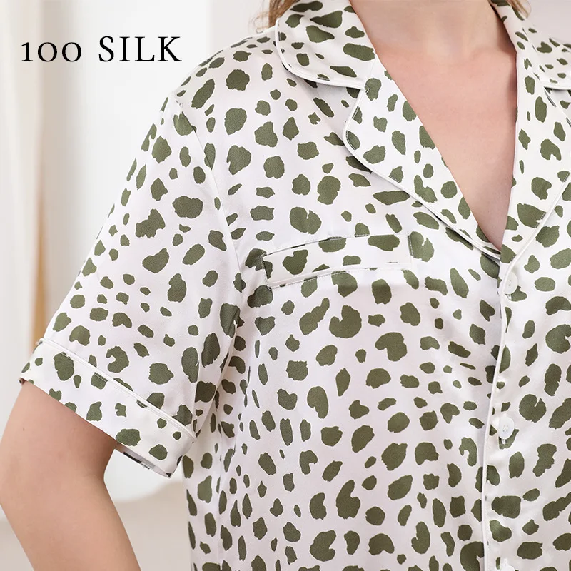 Рисунок 6 - Пижама женская шелковая из двух