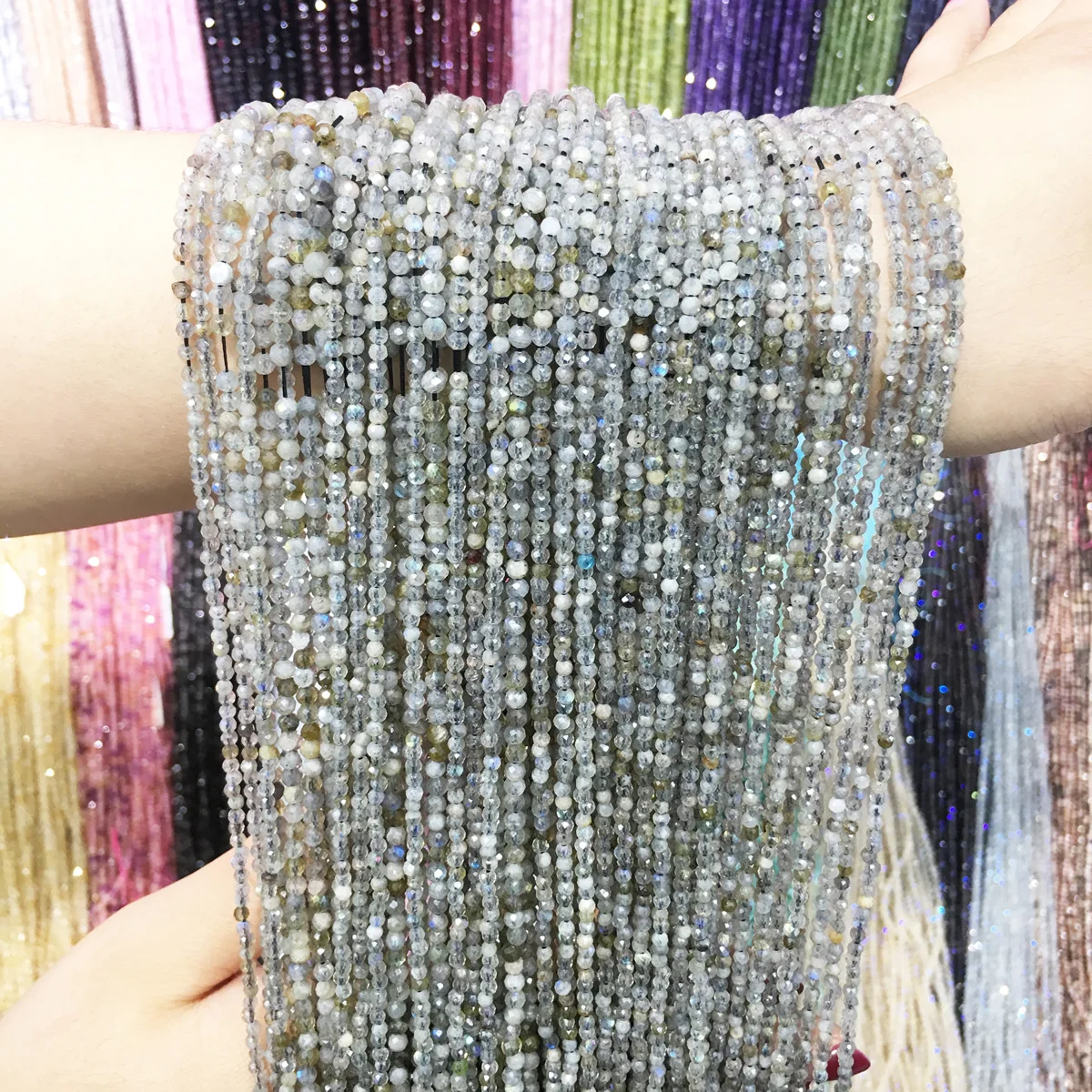 Граненые бусины с натуральным клубничным кристаллом 2 мм 3 граненые блестящие