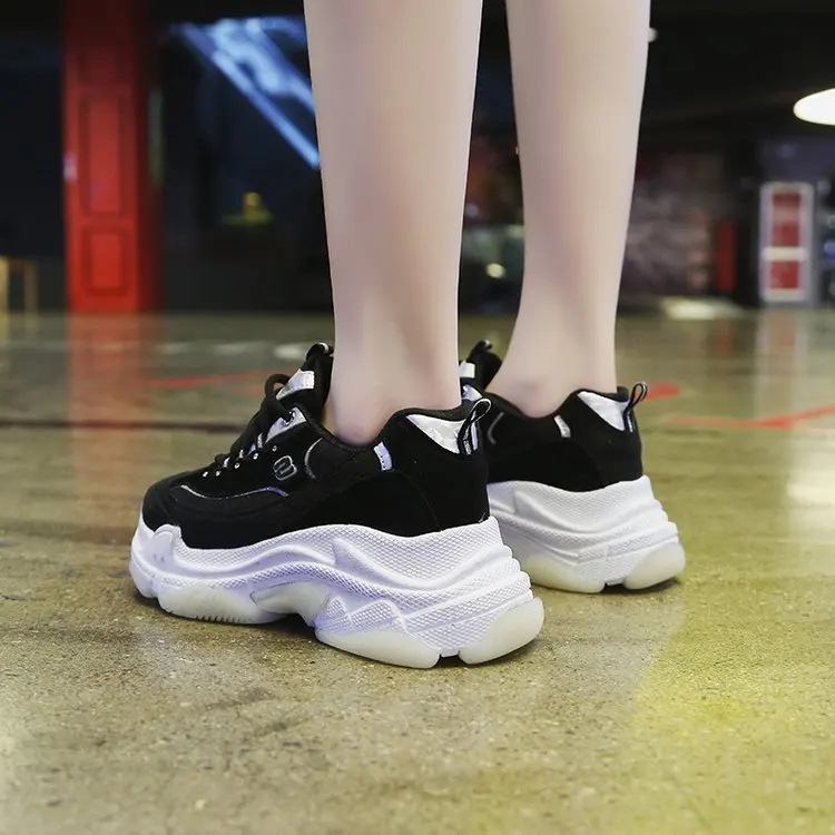 Женская повседневная обувь на плоской подошве удобные дышащие кроссовки