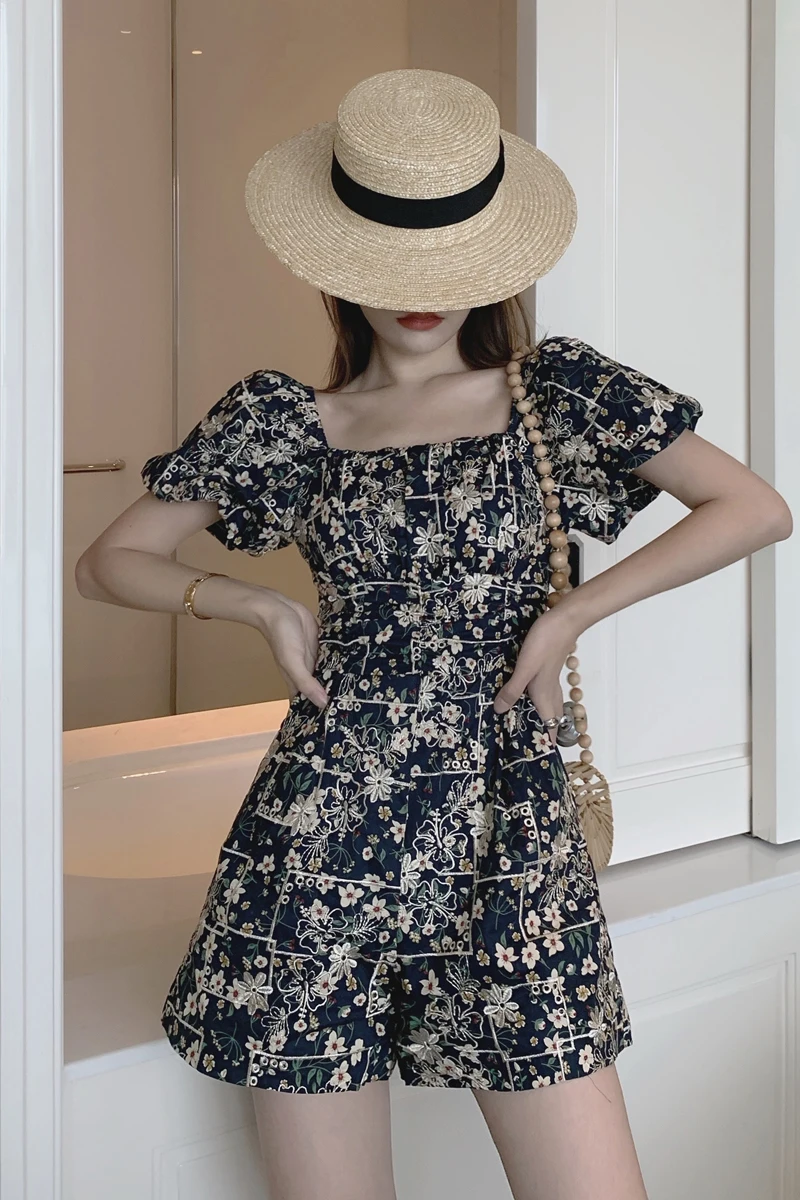 

High end embroidery bubble sleeve Jumpsuit casual pants 2021 new seaside holiday show thin Jumpsuit wide leg shorts