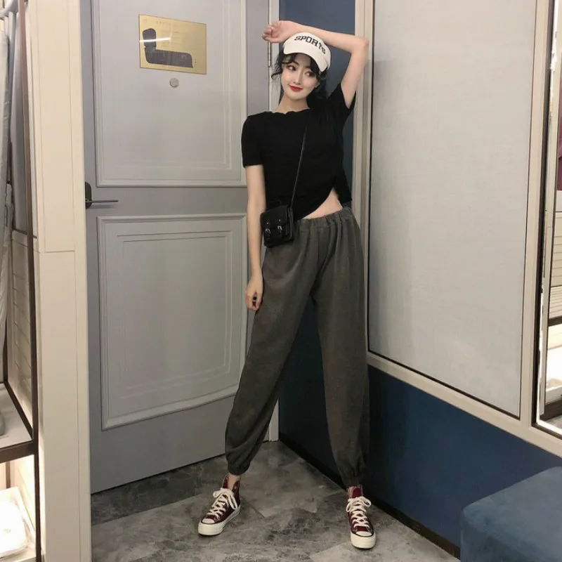 Женский летний комплект короткий топ с пупком футболка + капри повседневные