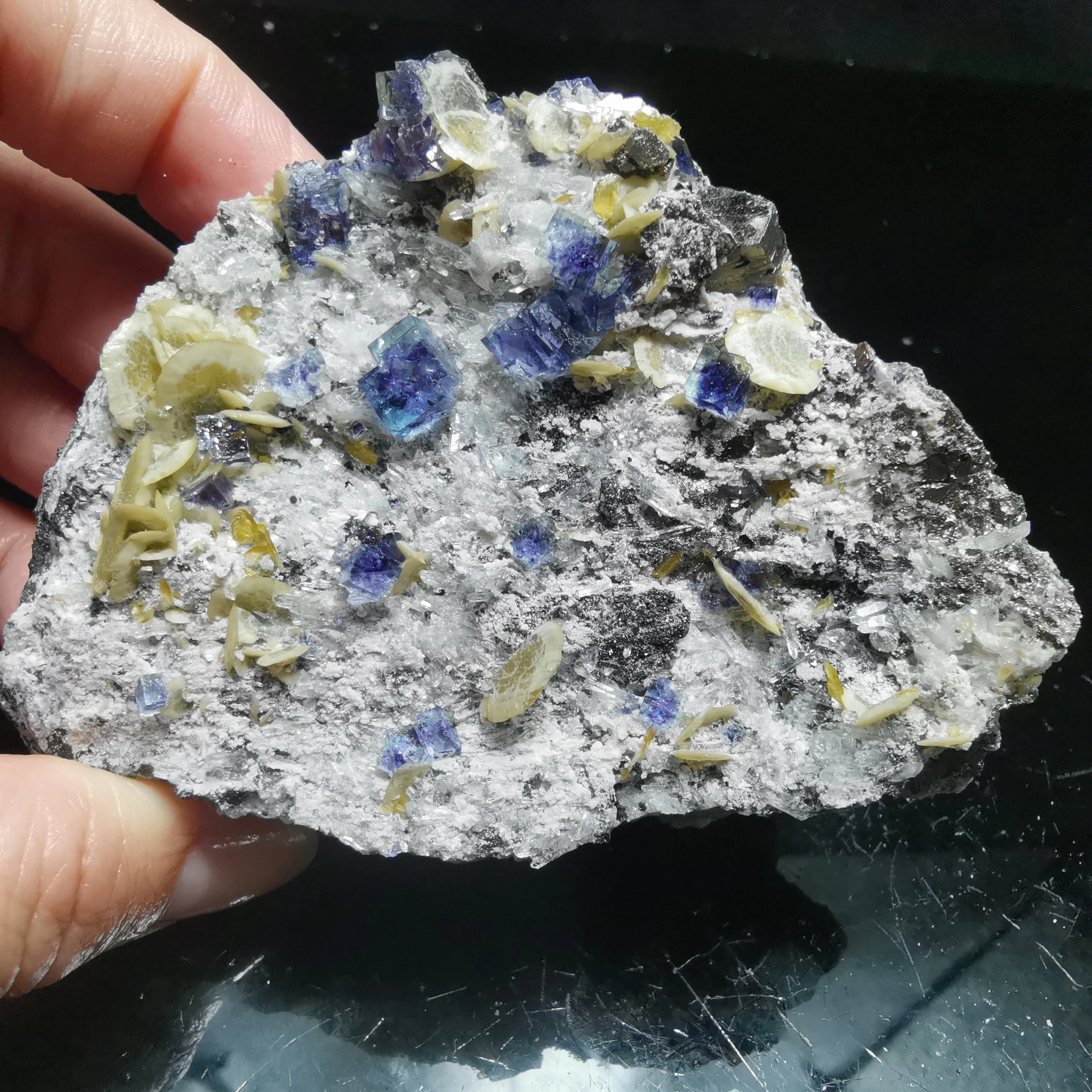 

276gNatural purple heart blue fluorite and pyrite phosphate crystal mineral specimen healing energy home decoration QUARTZ GEM