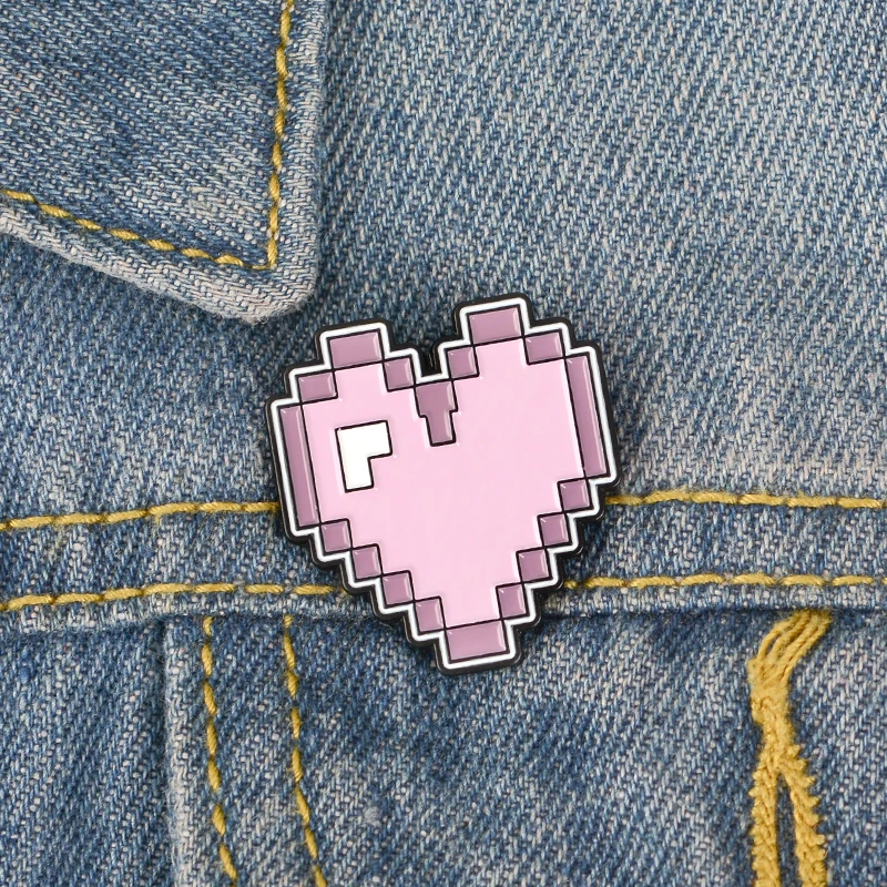 Ретро Пиксельная фиолетовая эмалированная булавка в форме сердца милый забавный