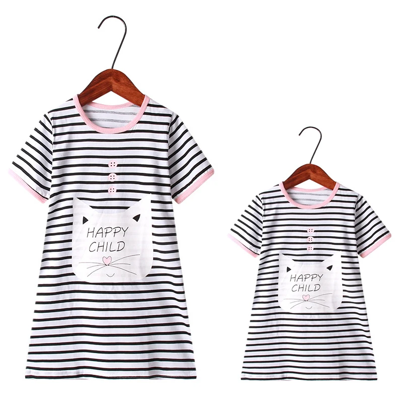 2021 Летние пижамы для мамы и дочки Одинаковая одежда Семейный комплект одежды мам