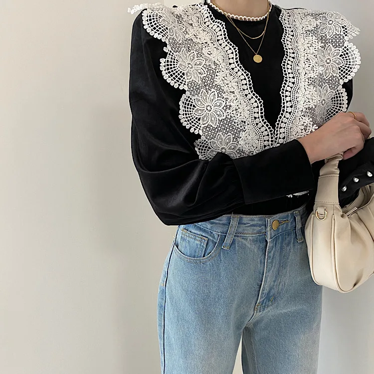 

Vintage Velvet Women Blouse Lace Printed Pullover Blusas Mujer De Moda Elegant Lantern Sleeve Blouses Korean Chic Clothes 2020