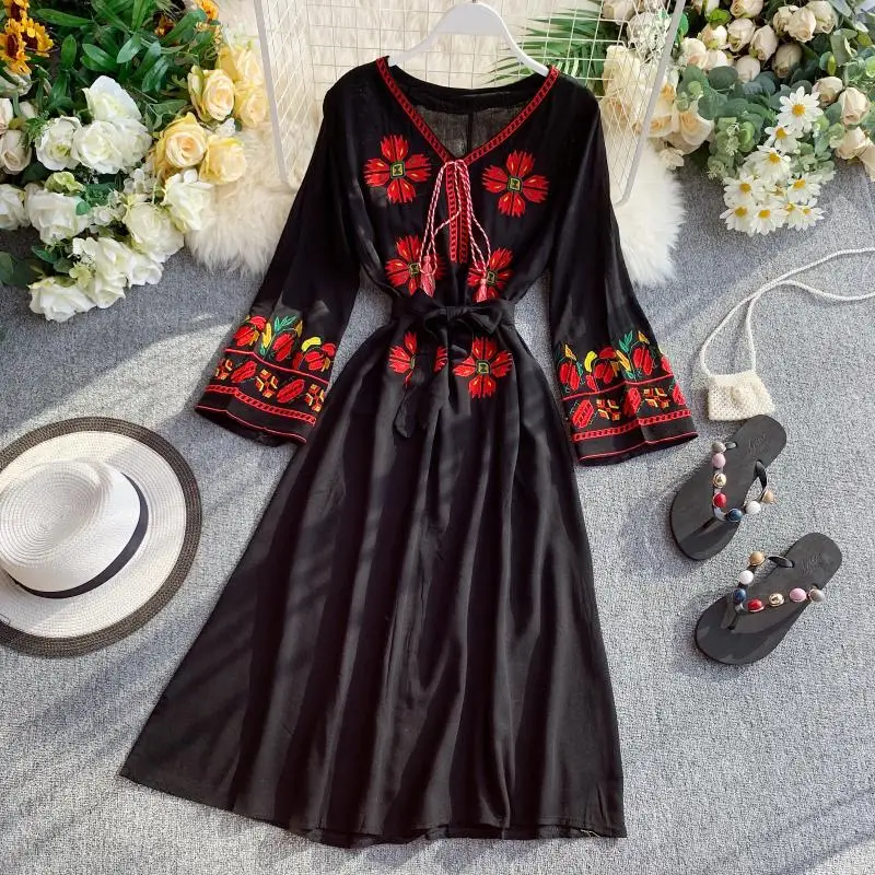 2019 новые модные женские платья в этническом стиле с цветочной вышивкой красного