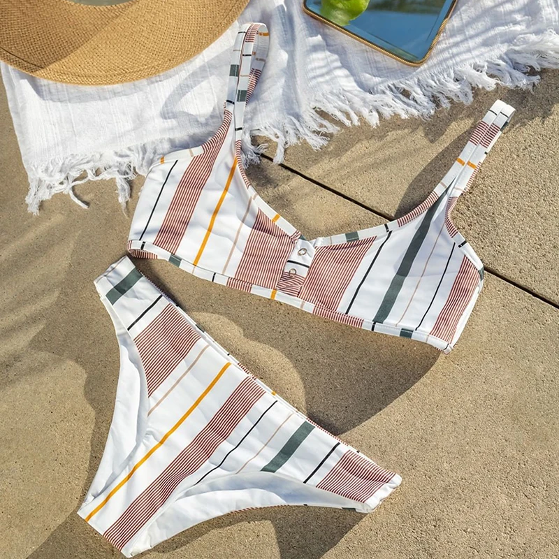 

Бикини с треугольными стрингами в карамельную полоску, соблазнительный купальник с мягкими чашечками, купальник из двух предметов, женский...