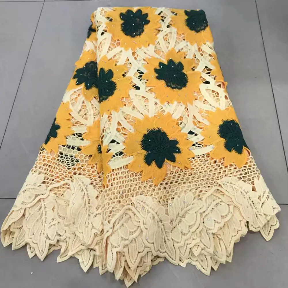 

NaXiu African Lace Fabric Comfortable French Milk Silk Fabric High Quality Nigerian Water Soluble Lace Fabric With Stones
