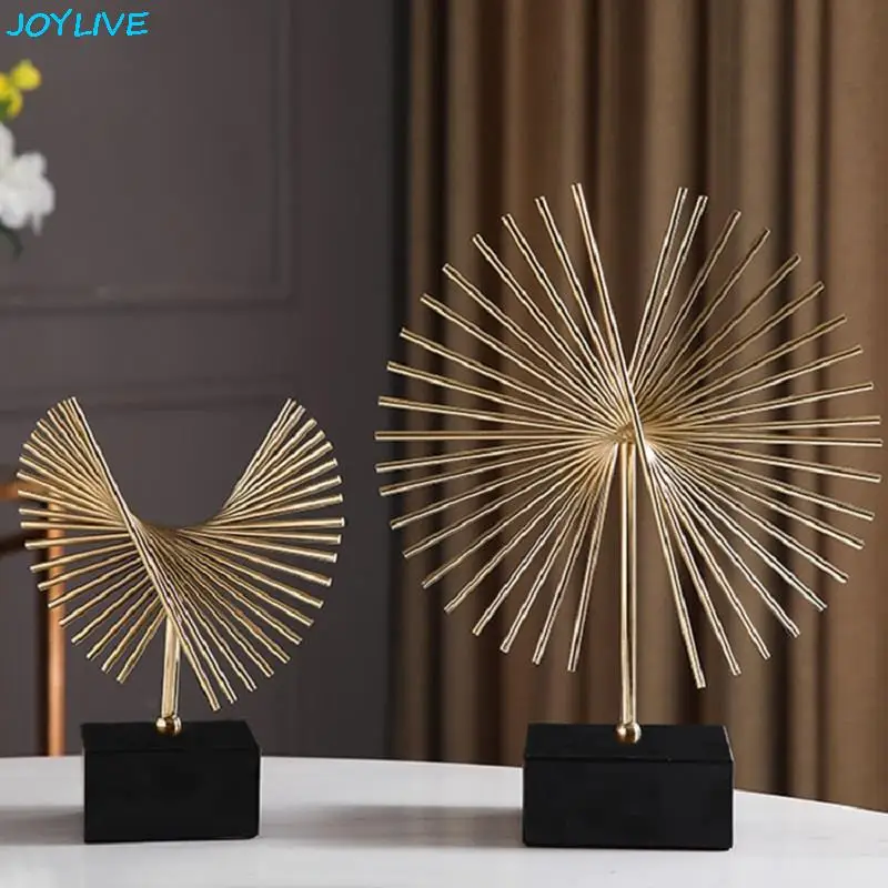 

JOYLIVE Metal Home Craft Ornaments Modern Flying Eagle Decoration Geometric Shape 2021 New Dropshipping Office Home Use