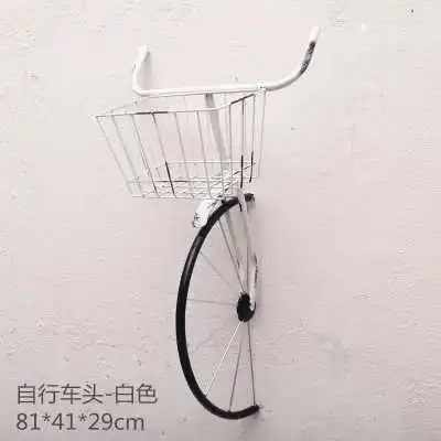 

Retro creative industrial wall nostalgic wall hanging axle surface rust barbecue shop restaurant bar background wall decoration