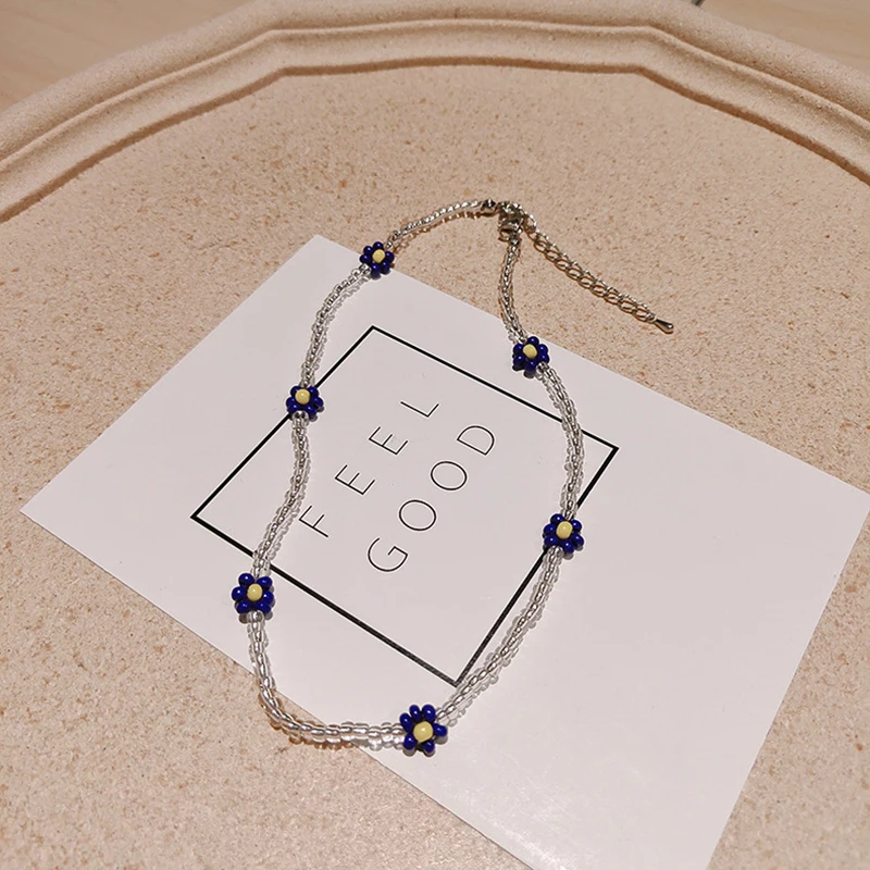 

2021 New Korean Sweet Colorful Little Daisy Flowers Boho Beaded Clavicle Necklaces Women Girls Jewelry Glass bead Necklace
