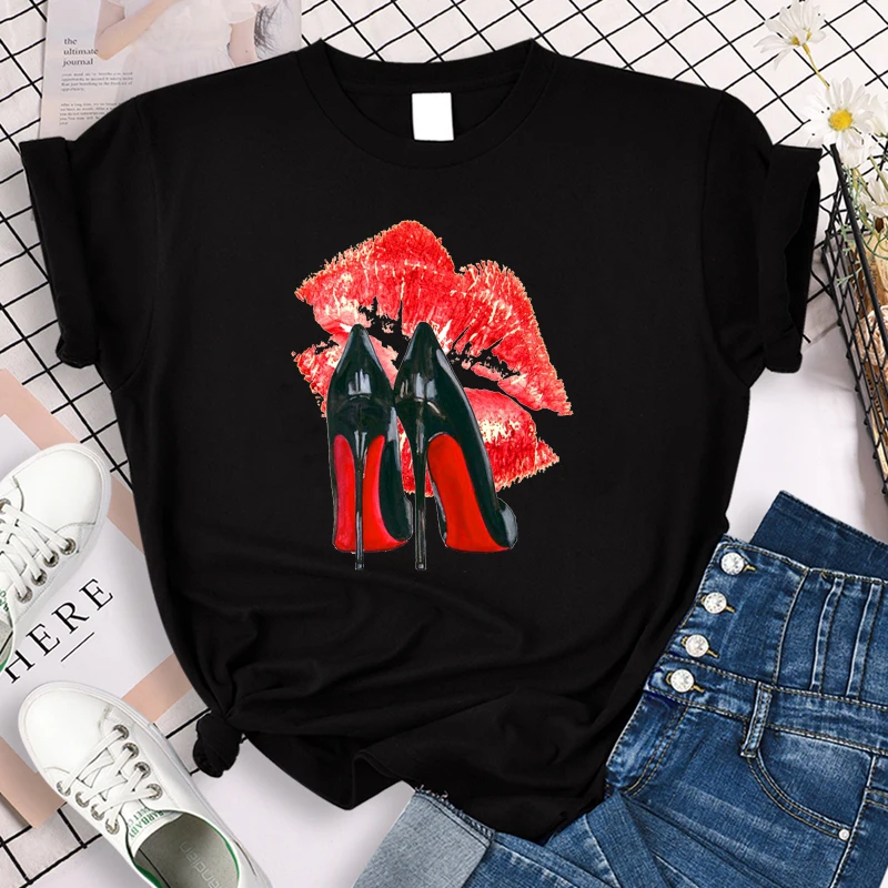 

Kpop Print Lip Hingh Heel Shoes Oversized T-Shirt Fairy Grunge Women's T-Shirts Fashion Germany Y2k Summer Black T-Shirts 2021