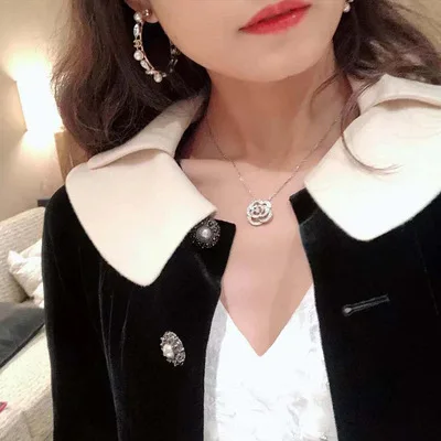 

Camellia Necklace For Women's Fashion Luxury Flower Clavicle Chain High Sense Niche Design Diamond Pendant Party Holiday Gifts
