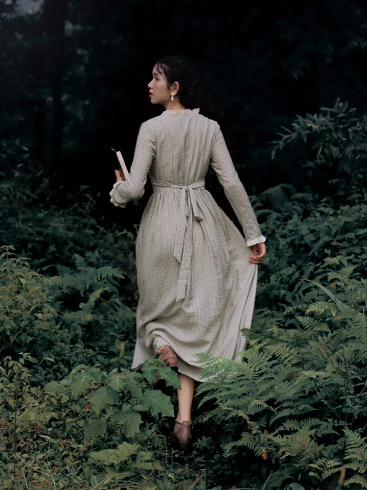 

Autumn 2020 Women French Vintage Elegant SLim Lace V-Neck Long SLeeve Thick Long Dress clothes elbise robe longue femme vestidos