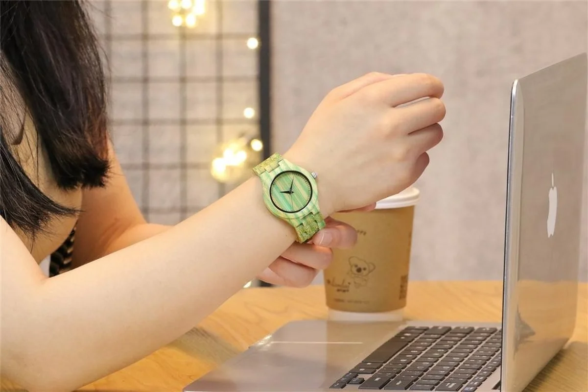 

Couple Watch Ladies Fashion Bracelet Color Bamboo Watch Making Quartz Watch Minimalist Dial Couple Gift Relogio Feminino