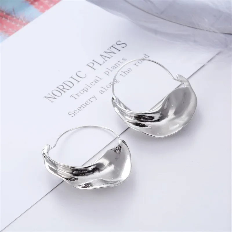 

Titanium Steel Creativity Geometry Matte Earring Exquisite Gorgeous Irregular Flower Basket Ear Clip For Women Jewelry Gifts