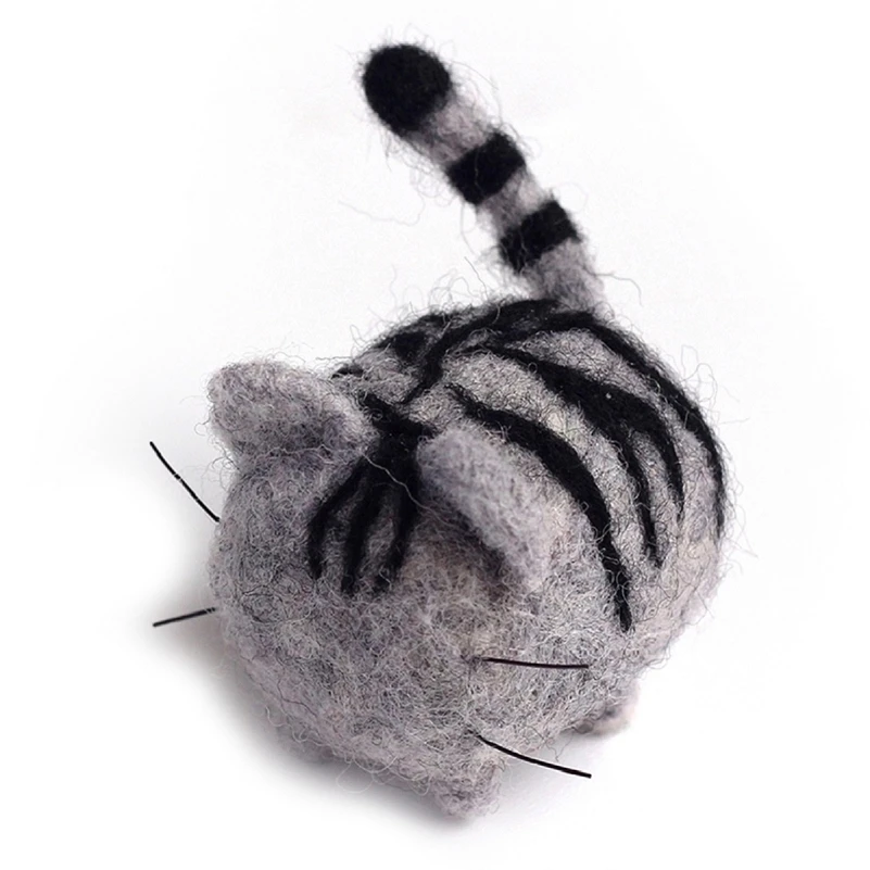 

Mini Cat Needle Felting Kits 4x8cm (1.6"x3.2"), Needles, Finger Guards, Foam Mat, Video for Beginner, DIY Felting Craft Gift (A)