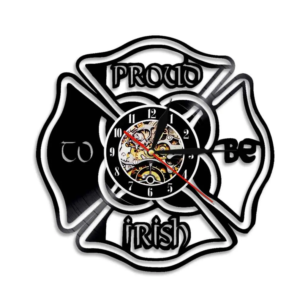 Настенные часы ко Дню Св. Патрика с винтажным дизайном виниловой пластиной в