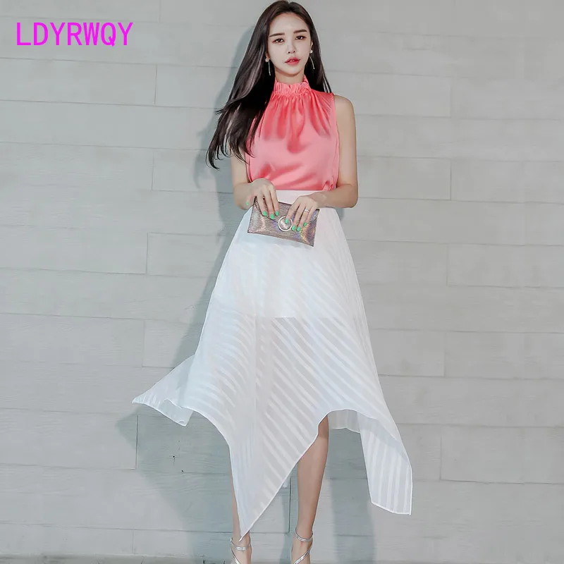 

New two-piece suit 2020 summer Korean style slim temperament top fashion perspective big swing skirt suit femaleuit