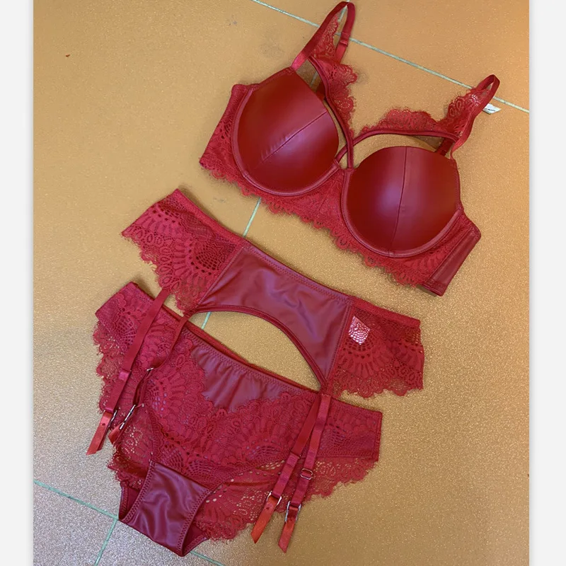 

PU glossy gathered steel ring underwear ladies bra set push up leather girl lace lingerie panty set BC cup large size bralette