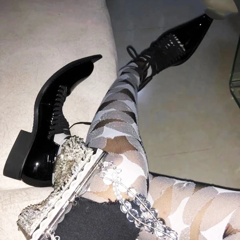 Online Wanita Hitam Perban Ujung Lancip Gaya Inggris Sepatu Pump B301