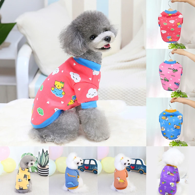 

Autumn and winter pet milk silk composite fabric printed dog sweater small and medium-sized dog fashion cute two-legged clothes