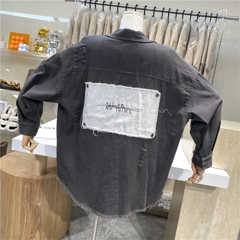 

Brand Original Design Fragmented Single Pocket Long Sleeve Shirt Design Feeling Back Paste Lettered Loose Coat