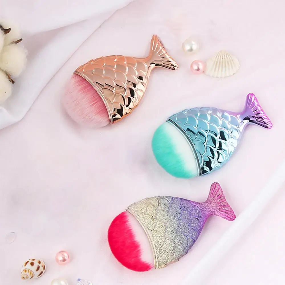 

Mermaid Tail Design Soft Nail Art Brush Dust Remover Cleaning Manicure Tool