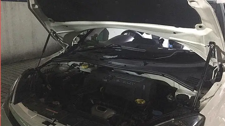 Капот автомобильный из углеродного волокна для MG 3 2011-2019