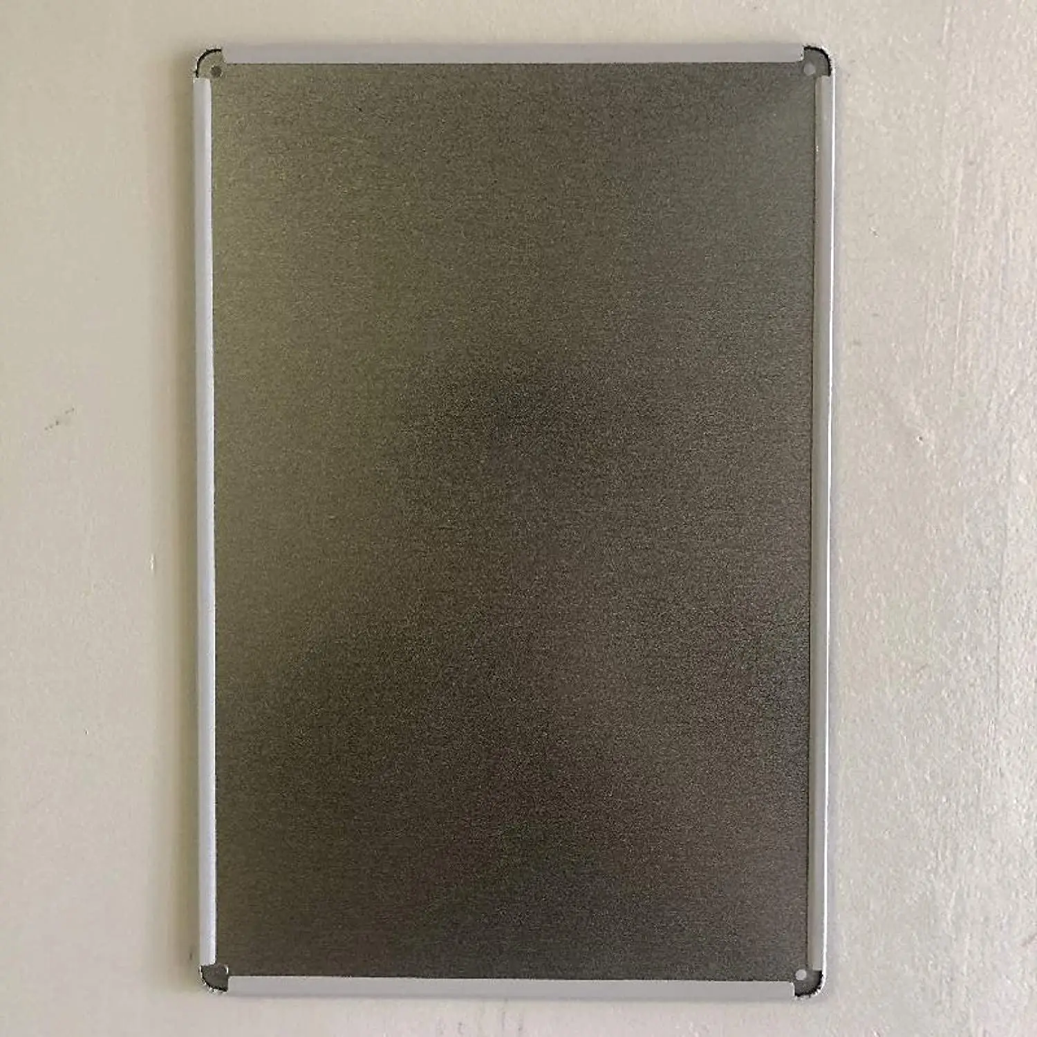 

Tin Sign Rustic Tin Metal Sign Hunting Labrador Dog Animal Metal Posters Retro Tin Signs For Home Bar Pub Club Man Cave Wall