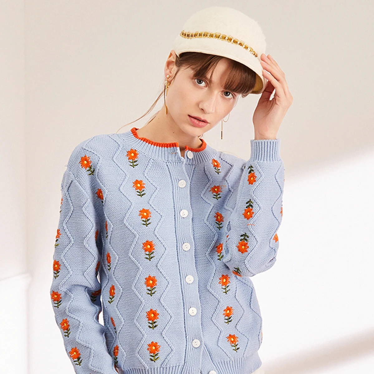 

Floral Embroidered Cardigan Women Autumn O Neck Long Sleeves Blue Sweet Sweater 2021 Spring Vintage Elegant Chic Women Clothing