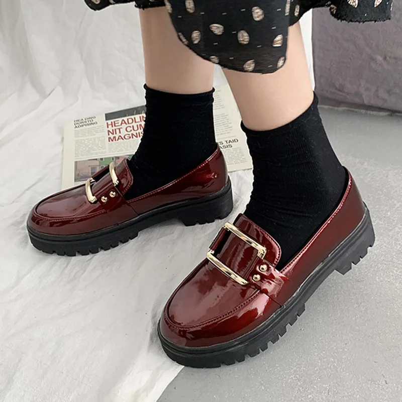 

2021 Spring Women Loafers Patent Leather Platform Shoes Metal Slip on Flat Shoes Woman Oxford Shoes Black zapatos mujer ert567