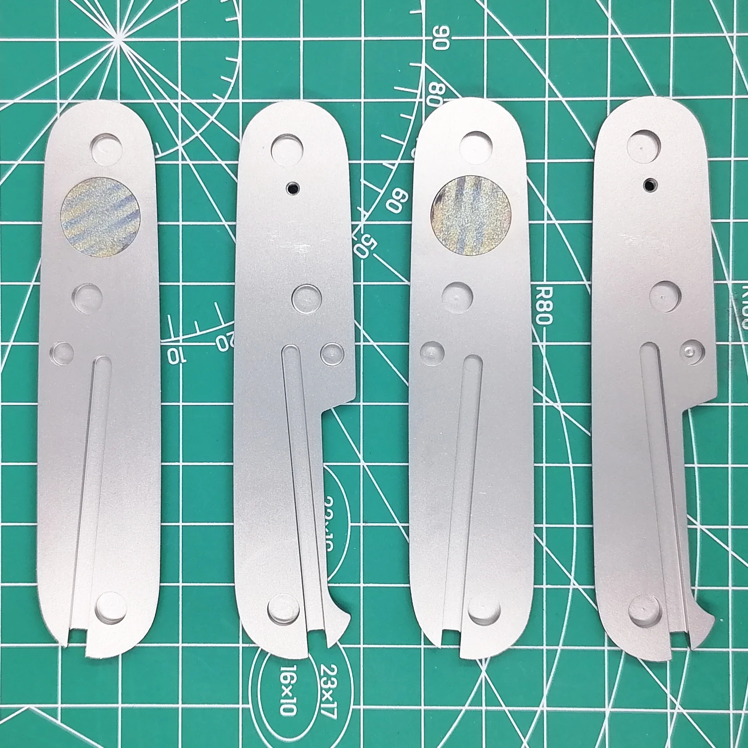 Выполненный на заказ титановый сплав TC4 сабельный нож Сменные весы для 91 мм