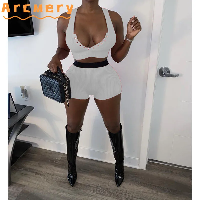 

2 Pieces Sets Women Sleeveless Plunge Neck Button Design Top & Bodycon Shorts Casual Outwear