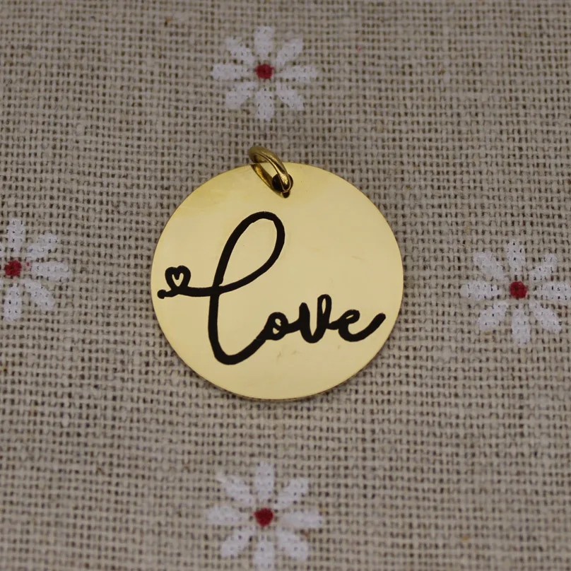 Подвеска из нержавеющей стали с надписью Love | Украшения и аксессуары