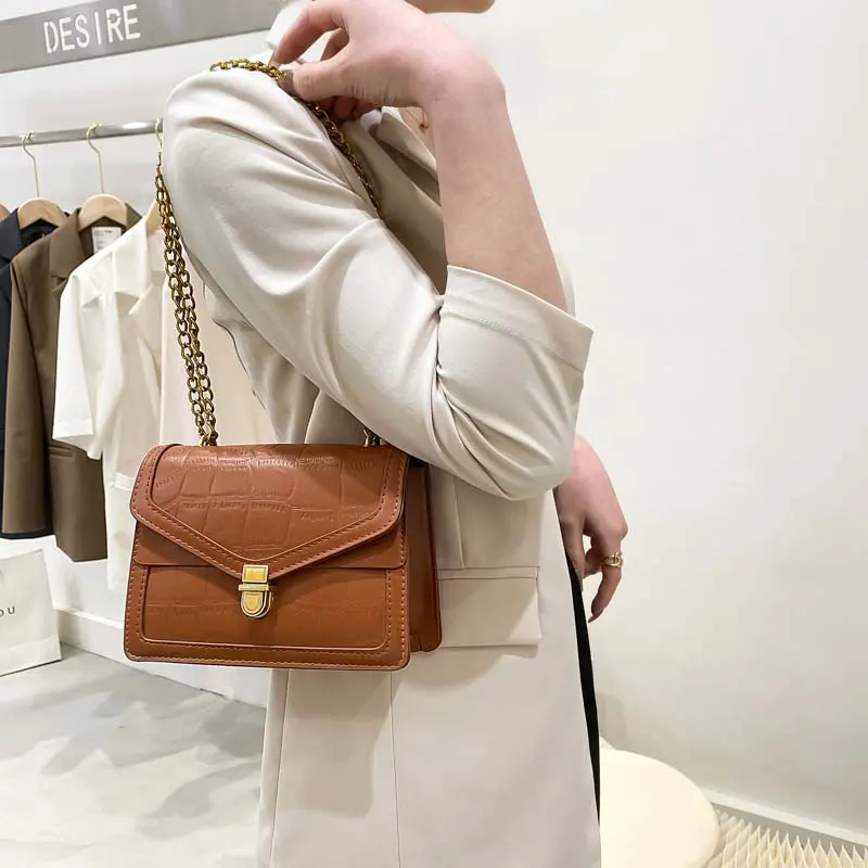 

Chain Strap Female Crossbody Bags Soft Leather Women's Handbags Simple Ladies Shoulder Bag Brand Luxury Small Square Bag