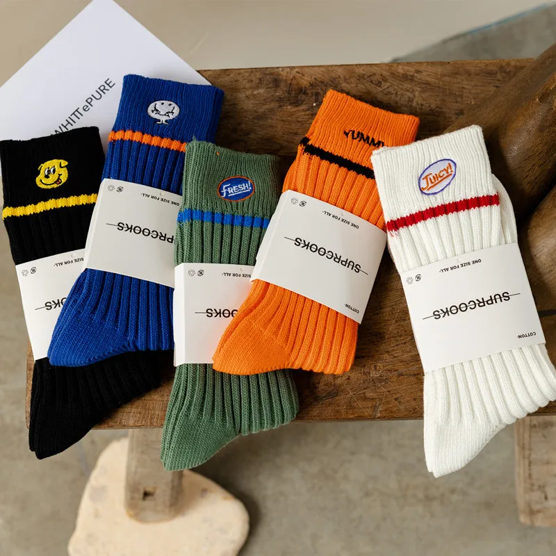 

Men's Knitted Cotton Socks New Winter Sports Thickened Warm Calf Middle Thick Stripe Women's Socks Fashion Harajuku Couple Socks