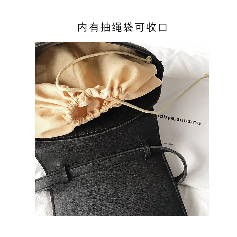 

Spring 2020 new fashion solid color commuting simple portable small bag wild flip single shoulder messenger bag