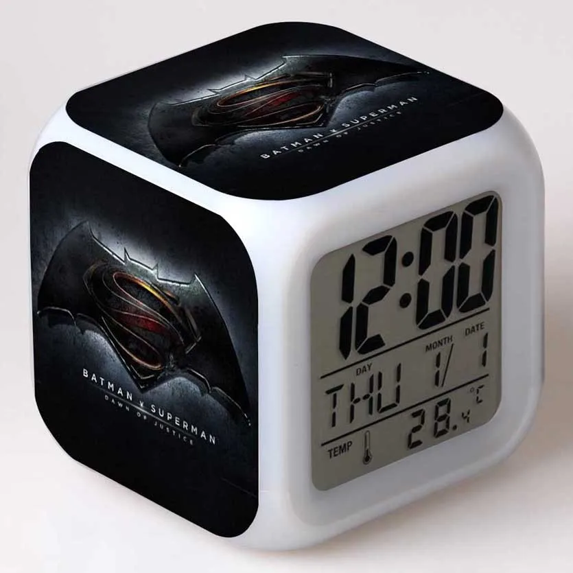 Бэтмен V Супермен будильник милый мультфильм цифровой дисплей дети светодиодные