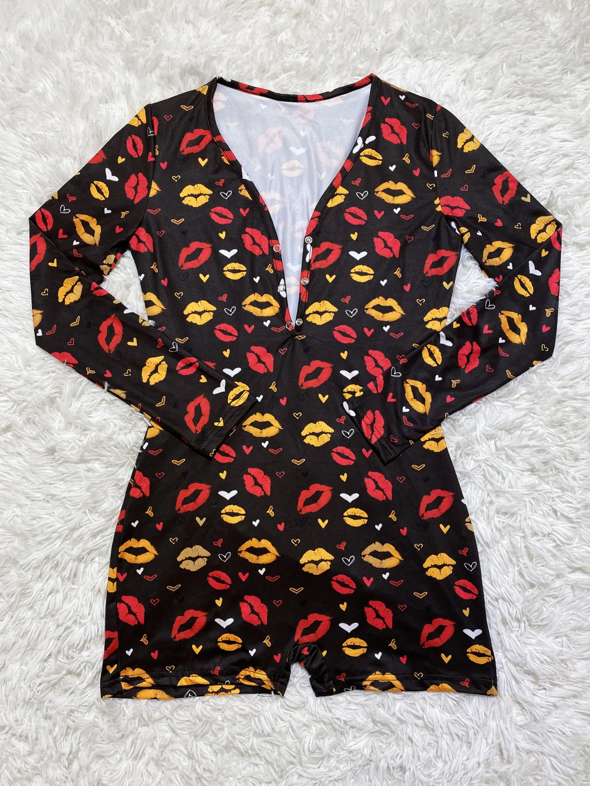 

Rose Flower Love Printed Women's Jumpsuit Spring 2021 American Clothing Valentine's Day Home Pajamas Butt Pants One-piece Shorts