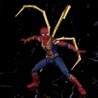 Фигурка Человека-паука из мф Мстители 3, 15 см