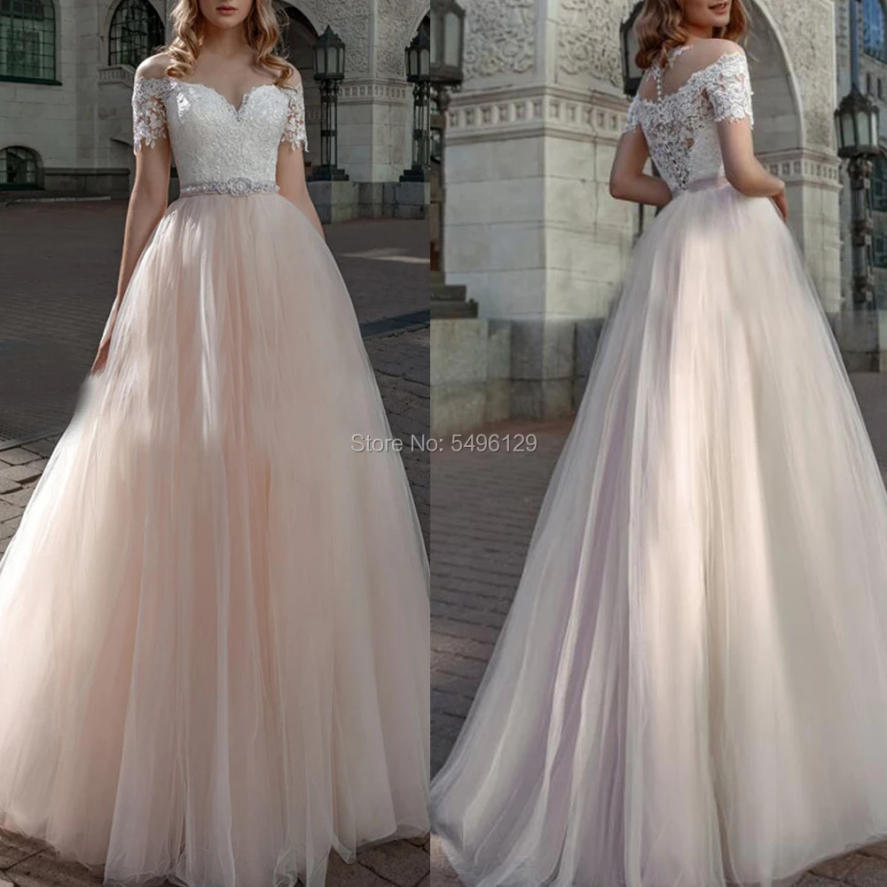 Свадебные платья с вышивкой из бисера короткими рукавами и поясом