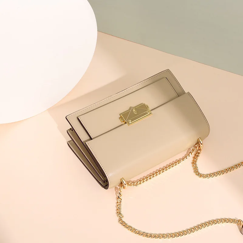 

Женская кожаная сумка, летняя универсальная сумка из воловьей кожи с цепочкой и квадратным ремешком, 2019