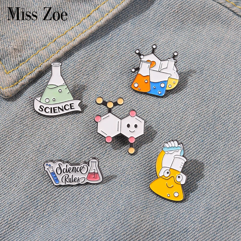 

Chemistry Lab Enamel Pin Custom Brooches for Bag Clothes Lapel Pin Science Experiment Badge Element Molecular Structure Jewelry
