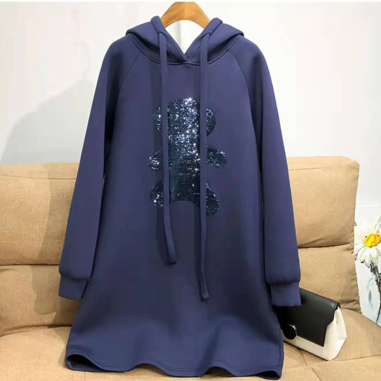 

Women little bear Sequin Hoodie 2021 autumn winter new medium length dress women casual loose Plush sweater