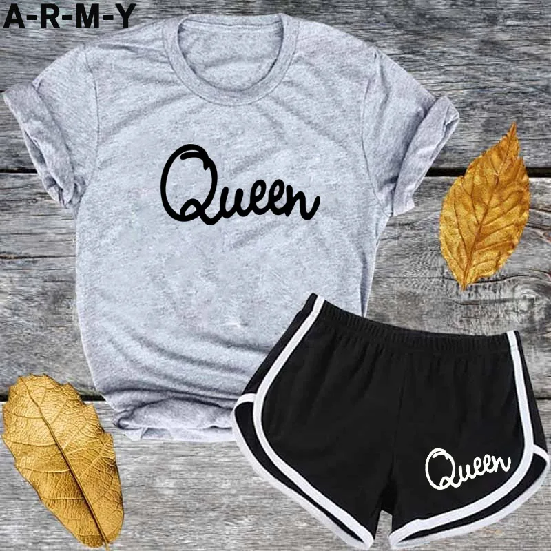 Женский спортивный костюм из 2 предметов футболка с надписью Queen и шорты летний