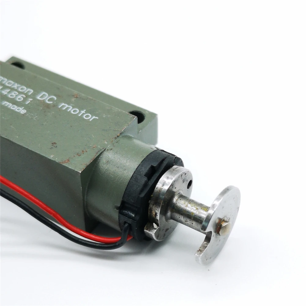 Подержанный Switzerland maxon coreless motor 12-24V Миниатюрный полый двигатель с угольными щетками 136645/244861