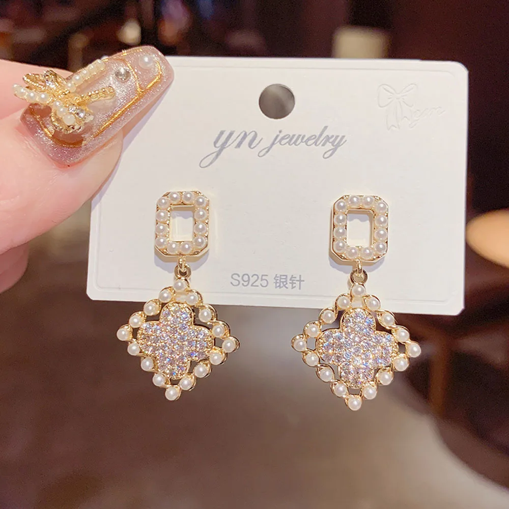 

3.4*1.9cm Zircon Four-leaf Flower Pearl Drop Dangle Earrings For Women Rhombus Square Korean Geometric Earrings Trend Jewelry SS