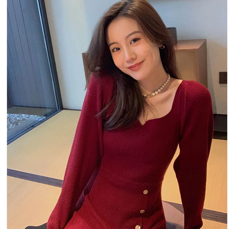 

One Piece Winter Women Sweater Dress Elegant Square Collar Slim Women Knitted Dress Vintage Female Long Sleeve Knit Midi Dresses