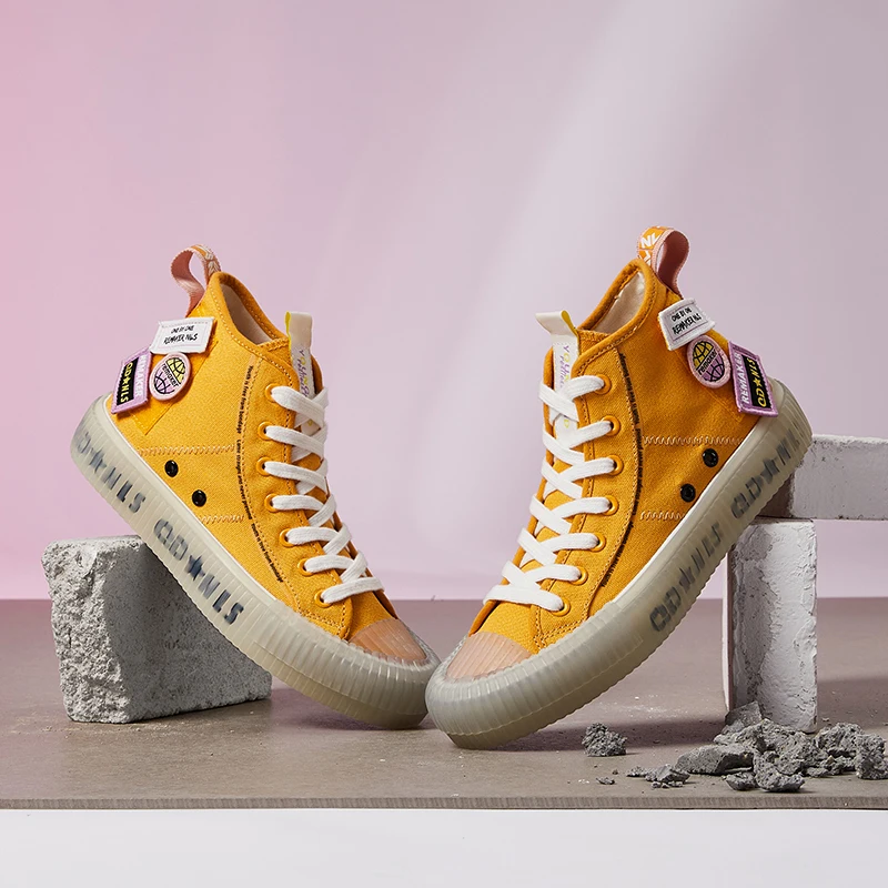 QIAODAN Canvas Flats Shoes 2022 Autumn New Breathable Yellow Low Top Vulcanized Shoes Fashion Sports Shoes Sneakers XM26211401